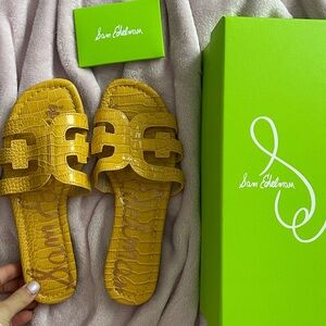 Sam Edelman BRAND NEW sunflower flats